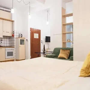 Tourist House - Fringe - Self Check-in Appartement